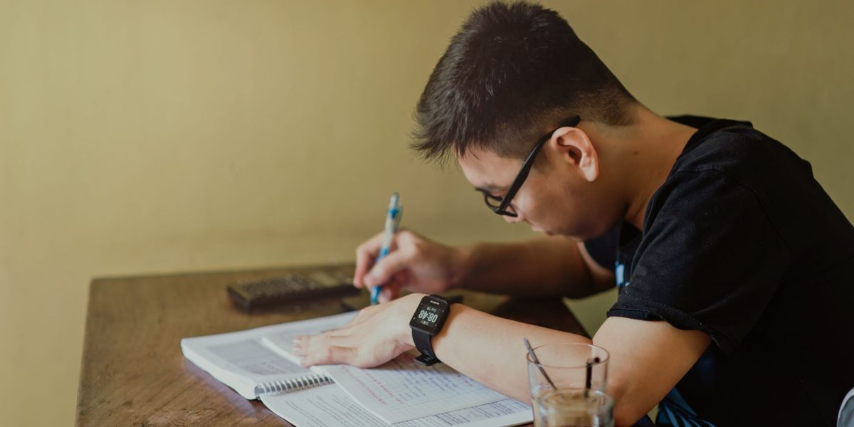 Working Through College: Time Management for Student Employees
