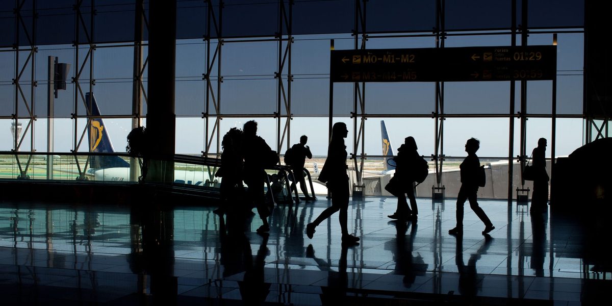 From Curb to Gate: How to Move Through Airports Faster
