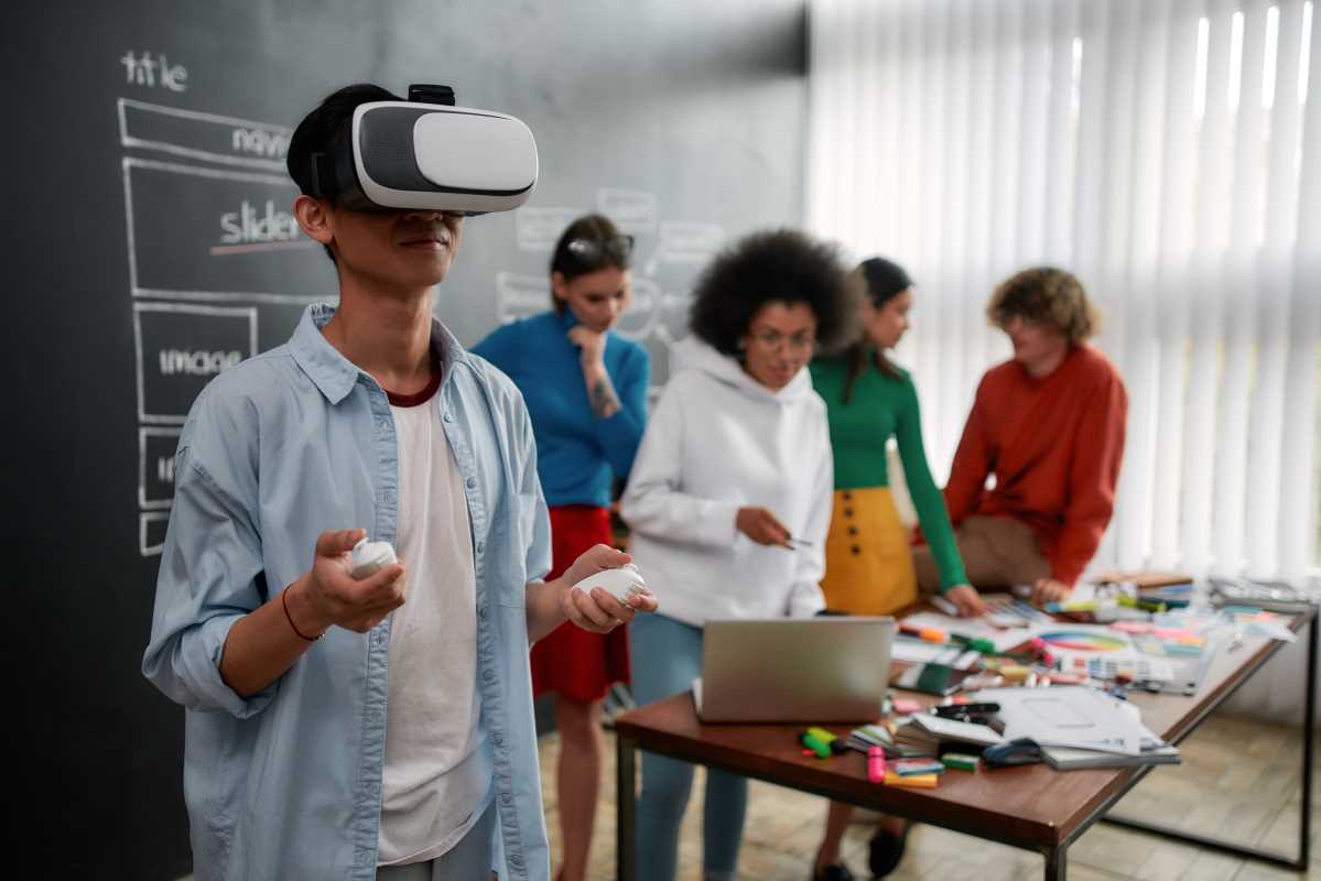 Virtual Reality in Higher Education Classrooms